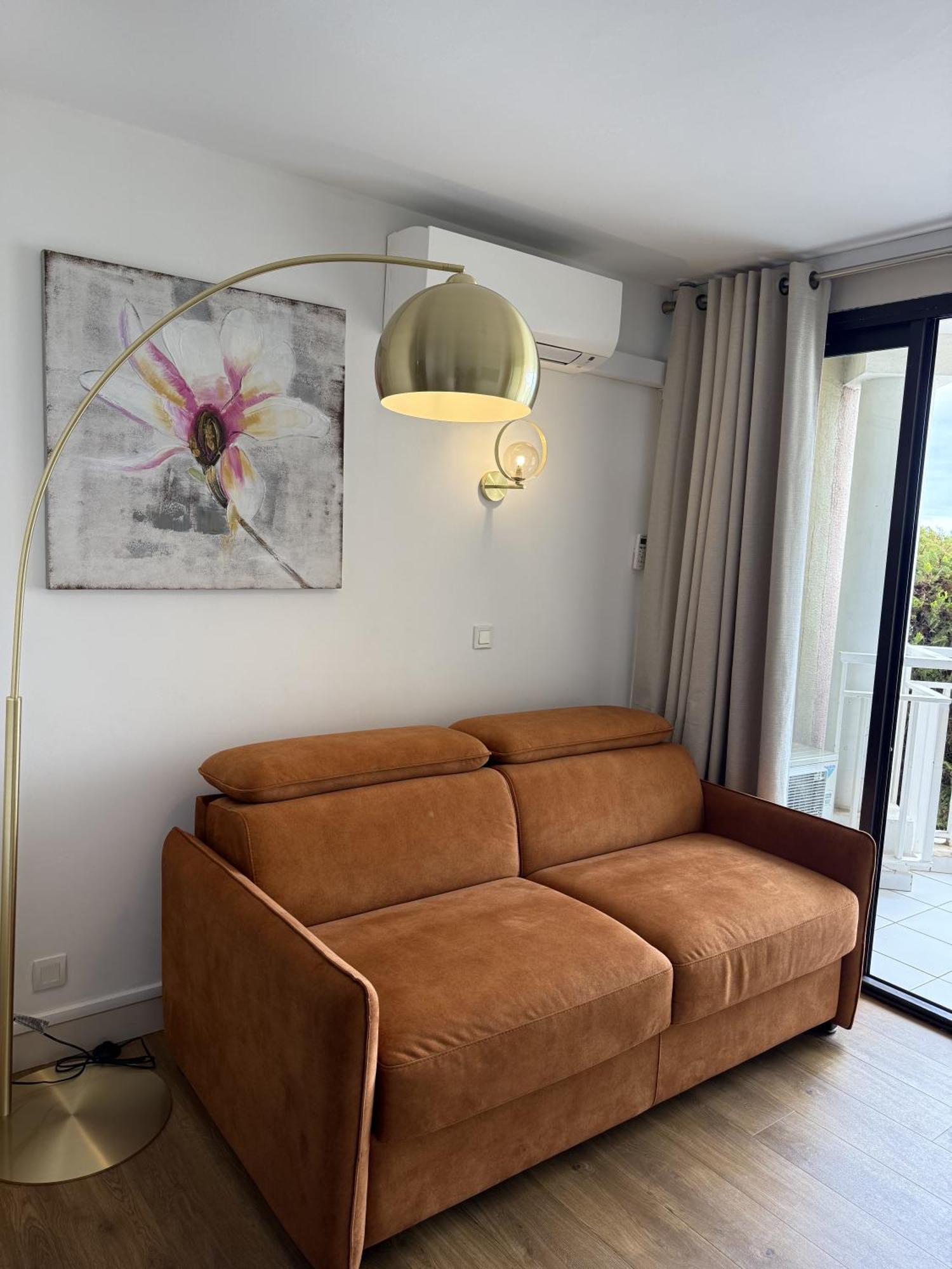 Un Studio De Charme Vue Mer & Piscine D'Exception Cannes Exterior foto