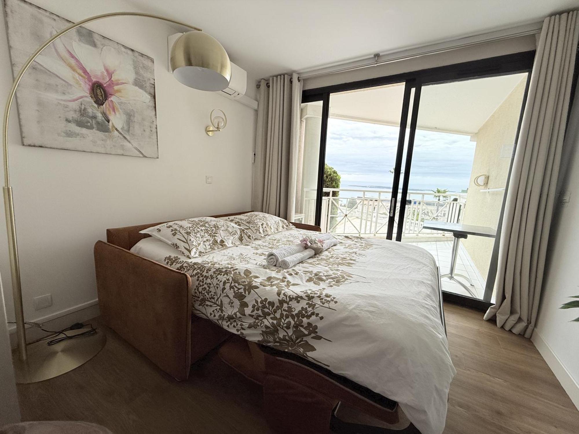 Un Studio De Charme Vue Mer & Piscine D'Exception Cannes Exterior foto